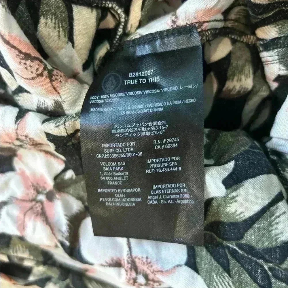 Volcom Coco Short Sleeve Romper In Size Xs - image 6